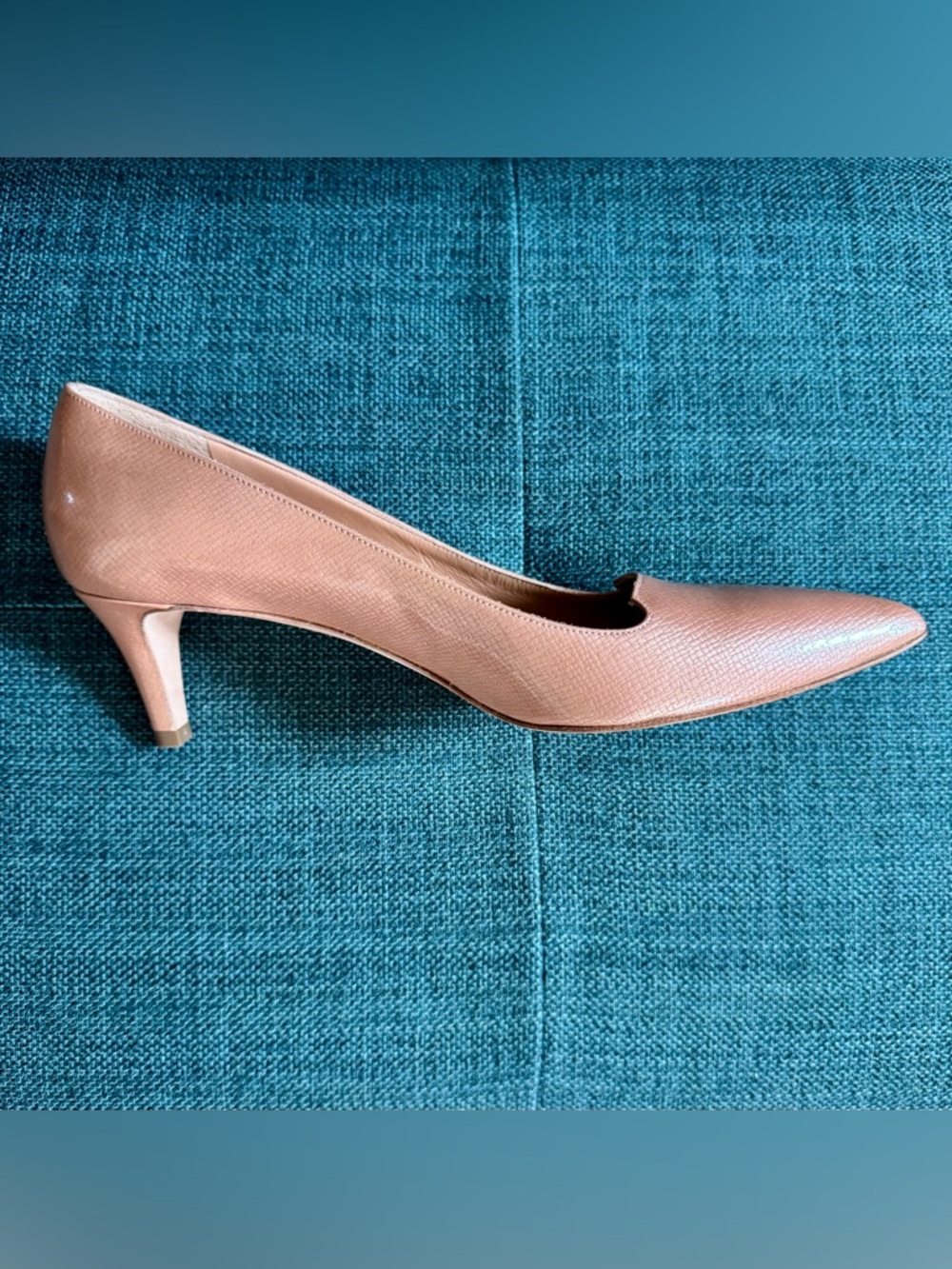 ✨ Vince Camuto Blush Nude Patent Leather Pointed Pumps. Classic, Made in Italy - Picture 2 of 6